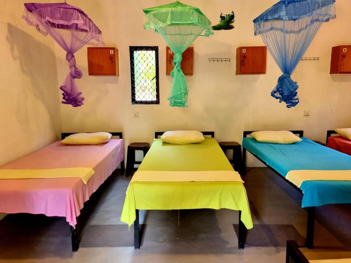 Helena Hostel Dikwella Kültér fotó