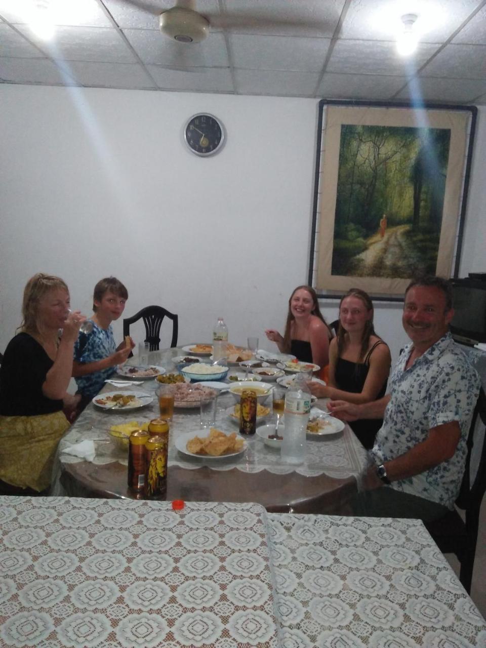 Helena Hostel Dikwella Kültér fotó
