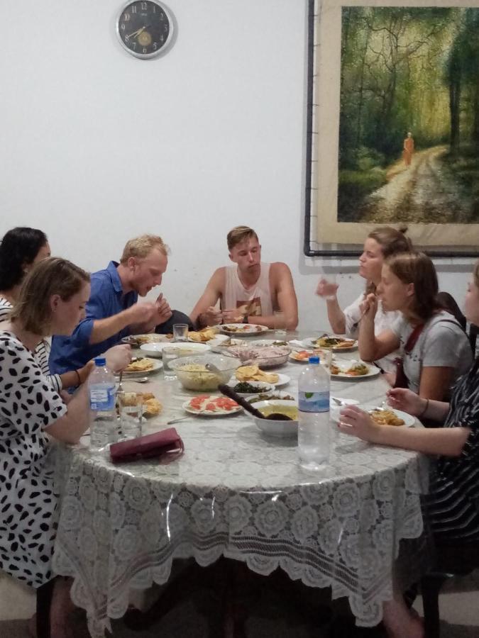 Helena Hostel Dikwella Kültér fotó